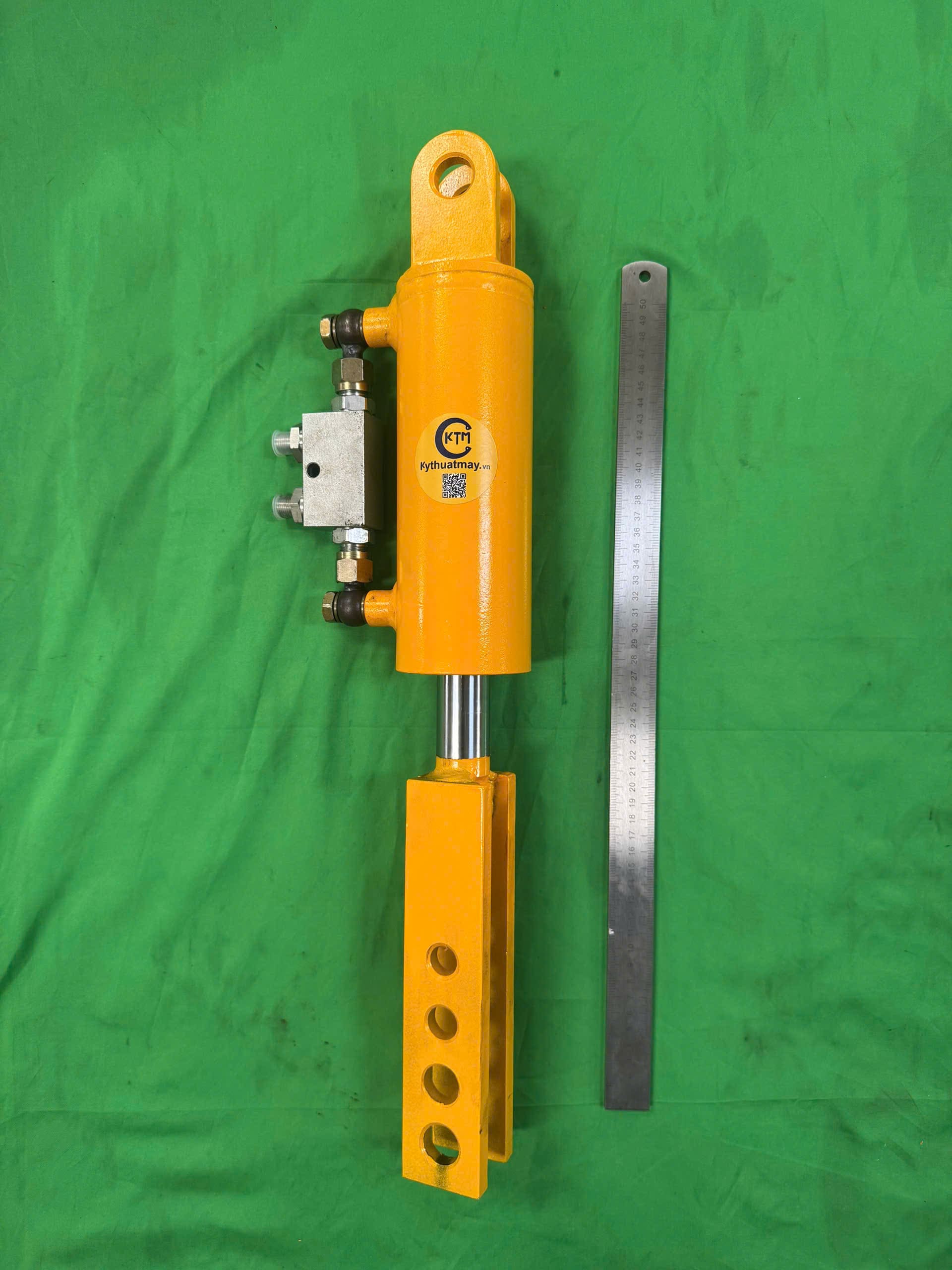 XYLANH NGHIÊNG CHỐNG LÚN KTM ĐẦU U CAT 2